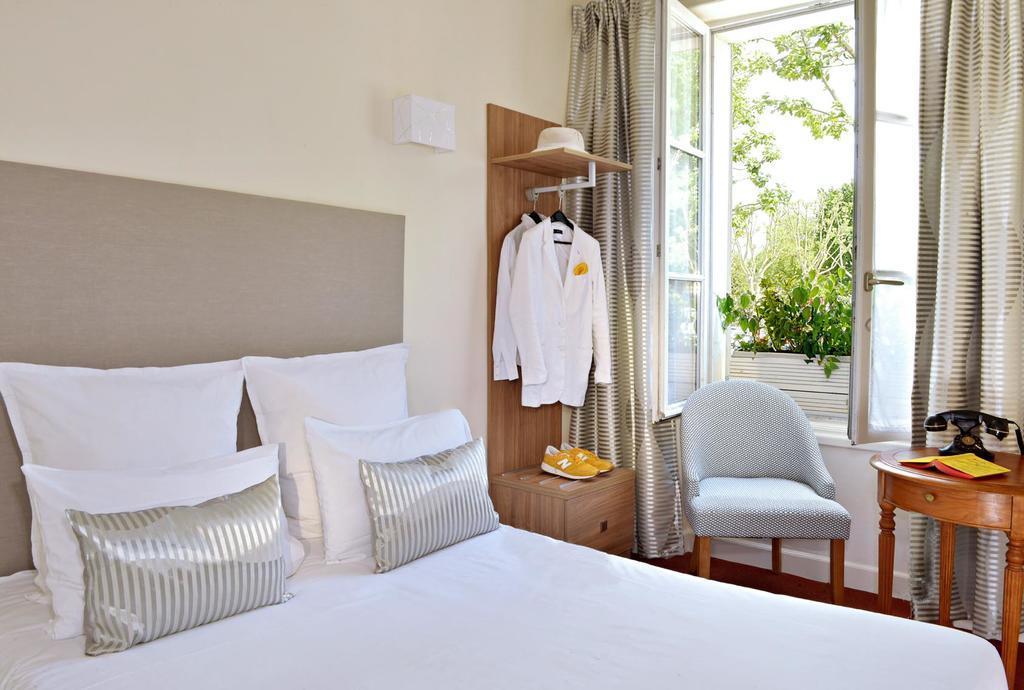 Hotel Le Plantagenet Chinon Exterior foto